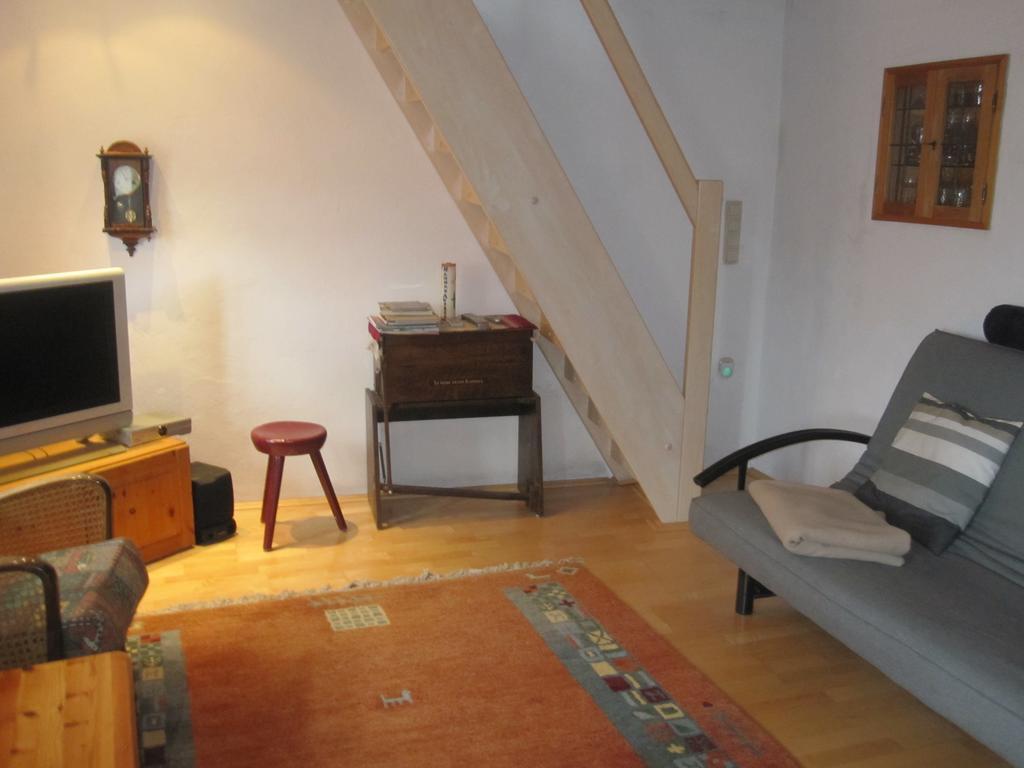 Ferienhaus Fam. Fuhrer Hohenaltheim Dış mekan fotoğraf